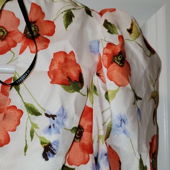 Blouse Top - Picture 4 of 5